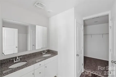 5145 Mark Drive NE Hickory NC 28601