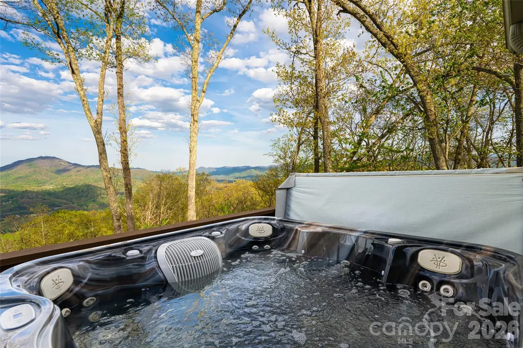 366 Signature Row Boulevard Waynesville NC 28785
