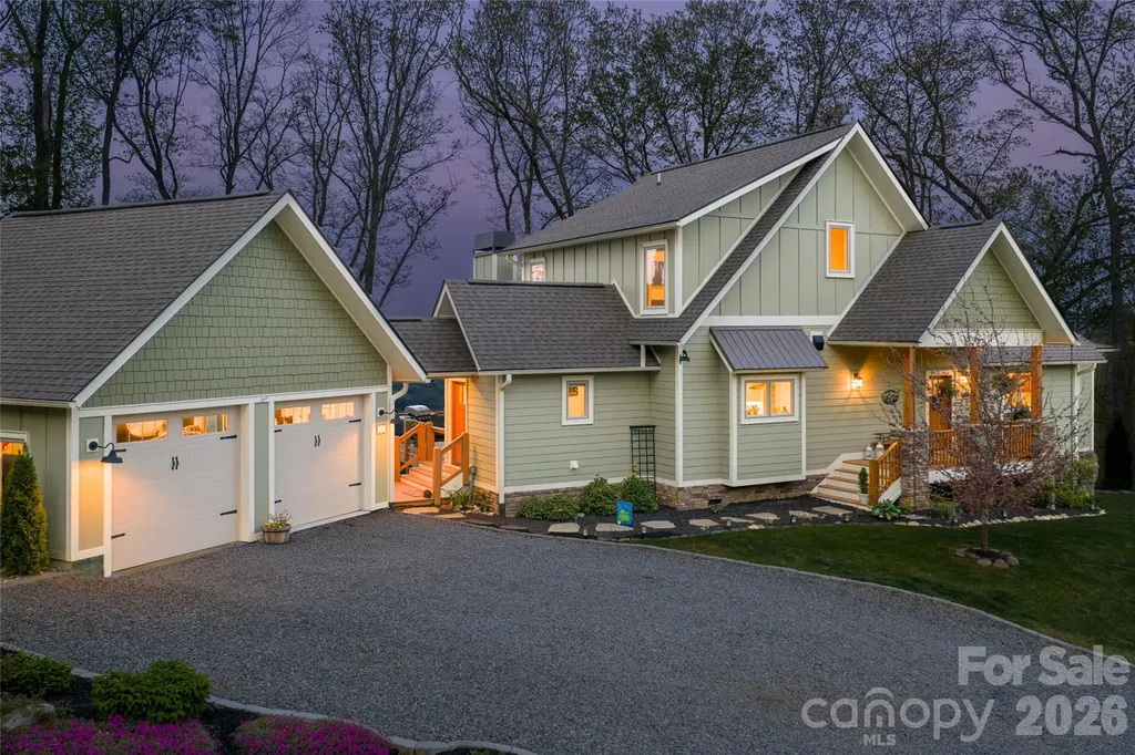 366 Signature Row Boulevard Waynesville NC 28785