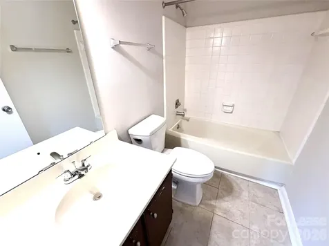 3284 Heathstead Place Charlotte NC 28210