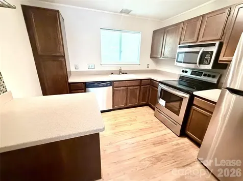 3284 Heathstead Place Charlotte NC 28210