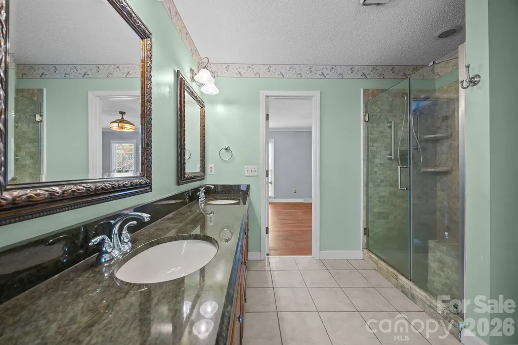 280 Birchridge Drive Kernersville NC 27284