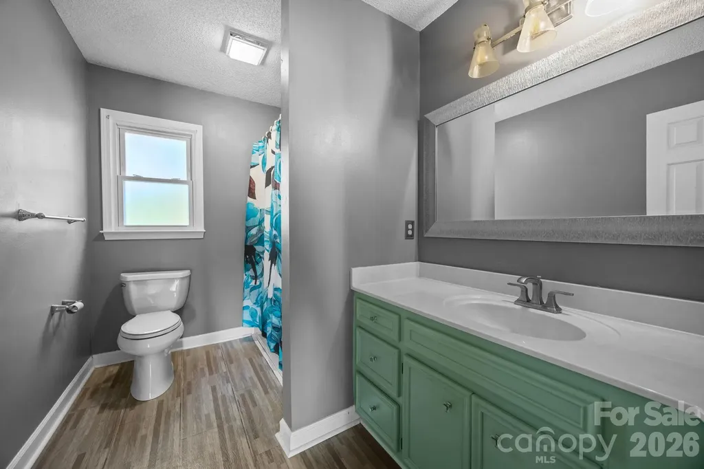 280 Birchridge Drive Kernersville NC 27284