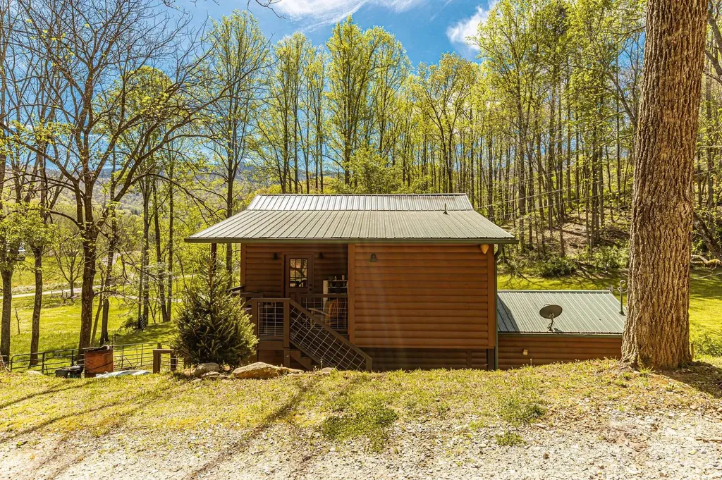 440 Huskey Road Bryson City NC 28713