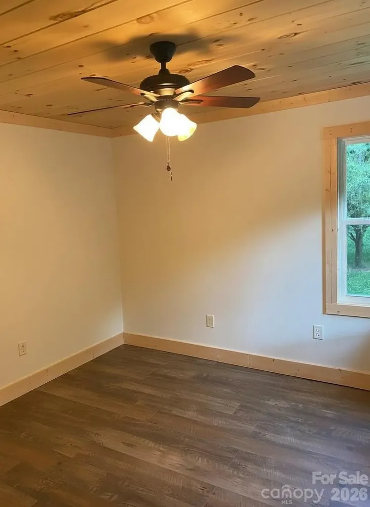440 Huskey Road Bryson City NC 28713