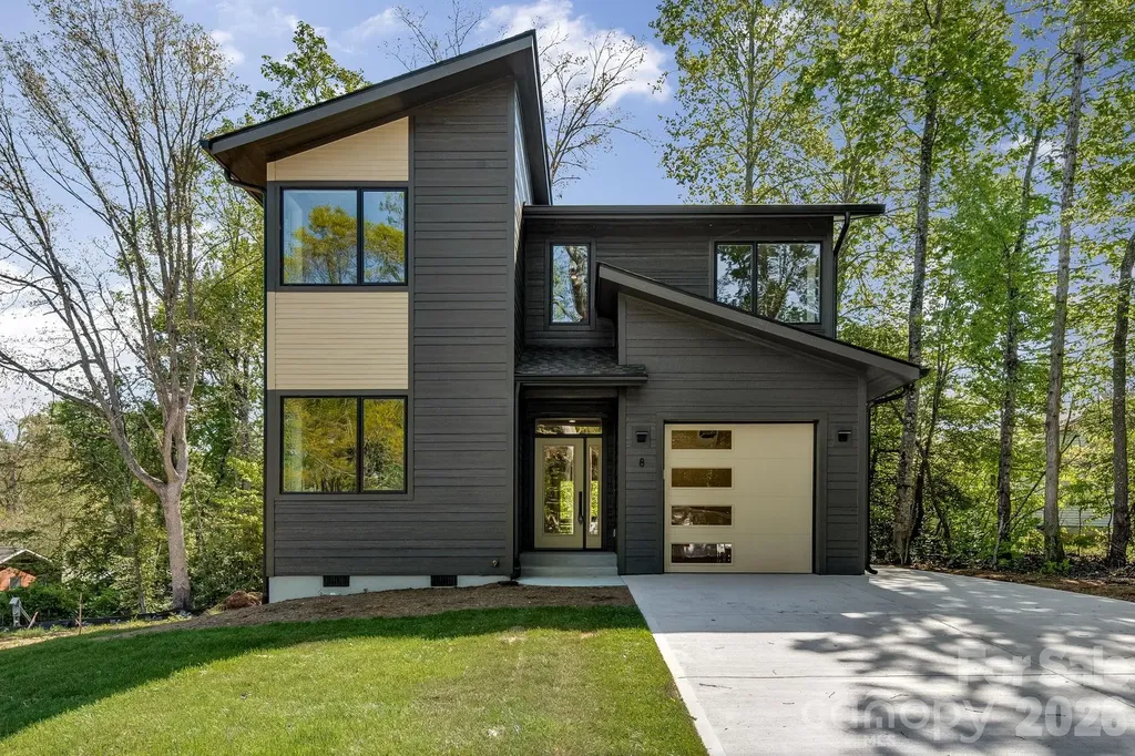 8 Campbell Street Black Mountain NC 28711