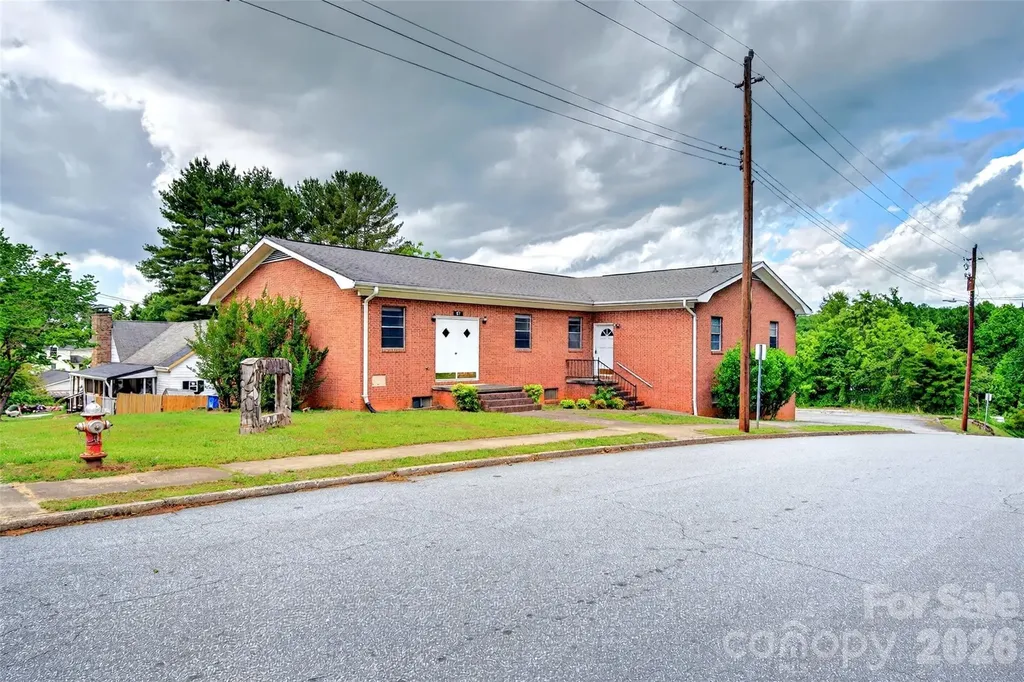 97 Clay Street Marion NC 28752