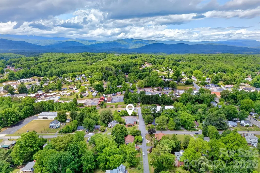 97 Clay Street Marion NC 28752