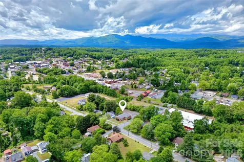 97 Clay Street Marion NC 28752