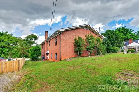 97 Clay Street Marion NC 28752