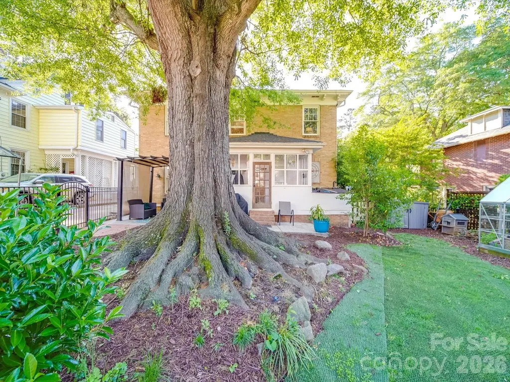 907 Edgewood Circle Gastonia NC 28052