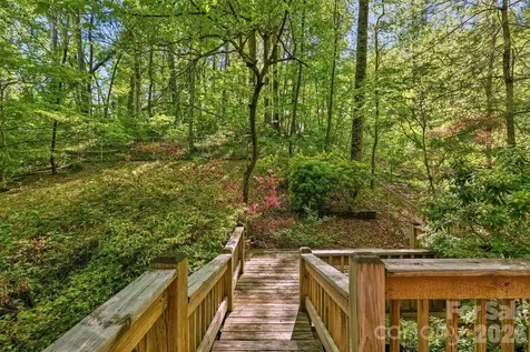 98 Skyline Drive Hendersonville NC 28791