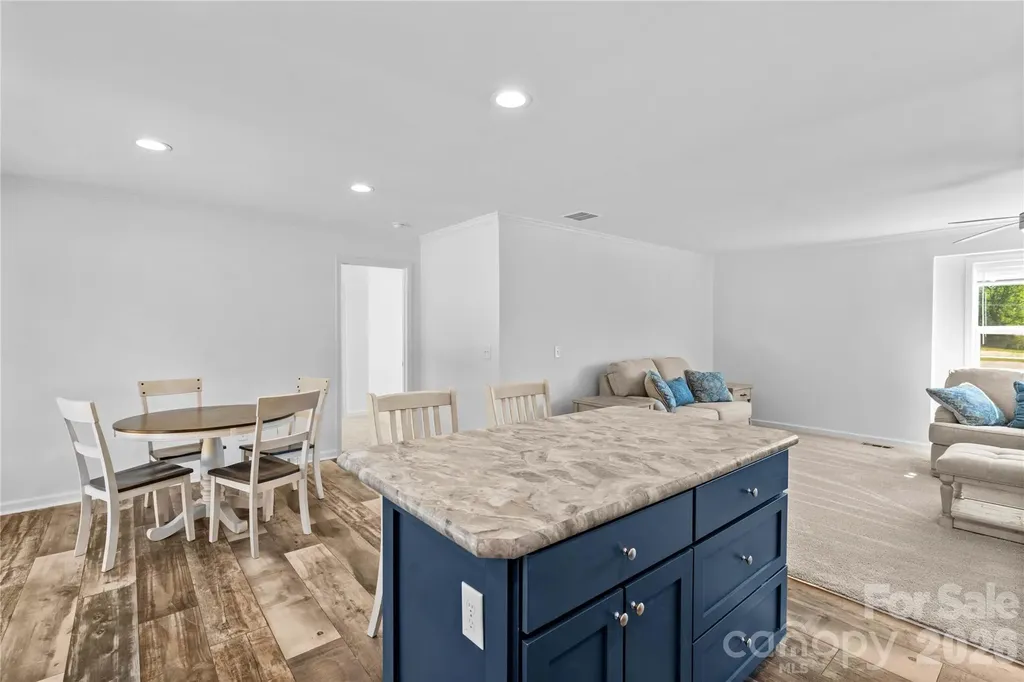 6028 Bridges Street Catawba NC 28609