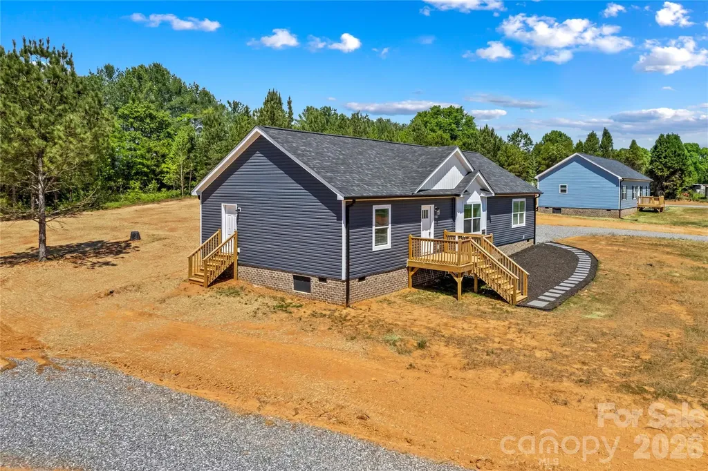6028 Bridges Street Catawba NC 28609