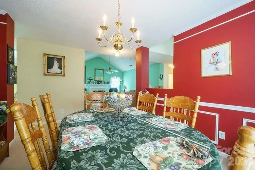 1236 Midlake Road Kannapolis NC 28083
