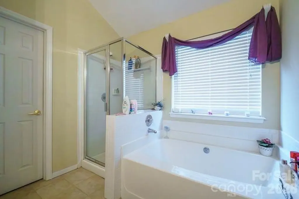 1236 Midlake Road Kannapolis NC 28083
