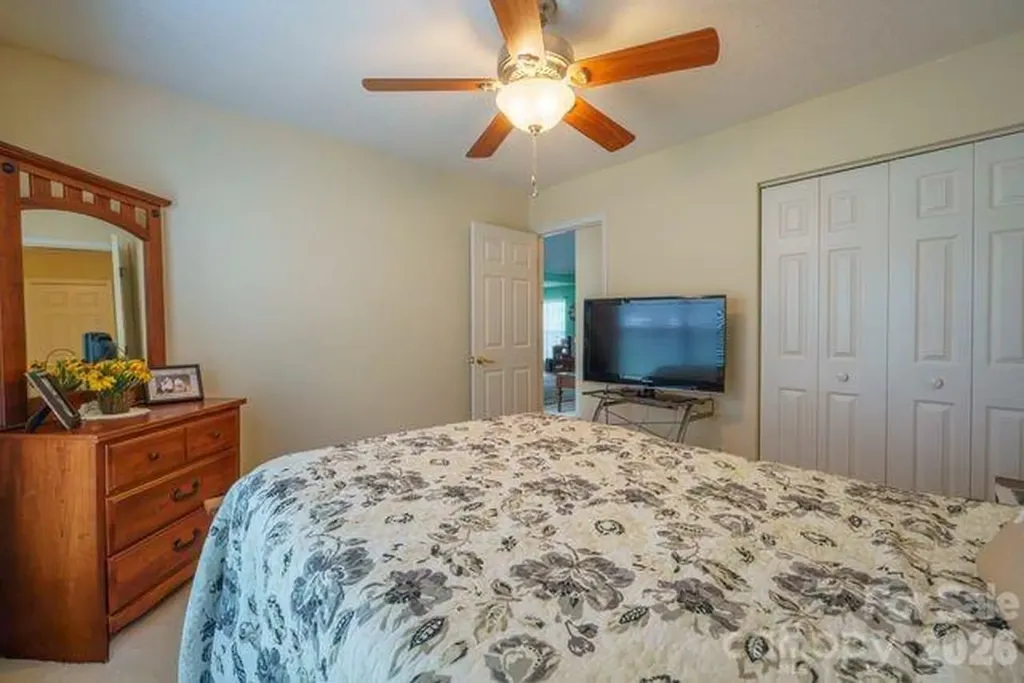 1236 Midlake Road Kannapolis NC 28083