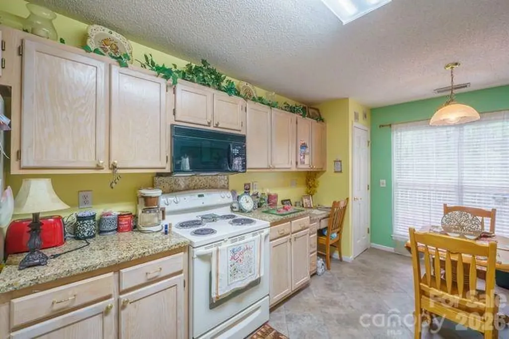 1236 Midlake Road Kannapolis NC 28083
