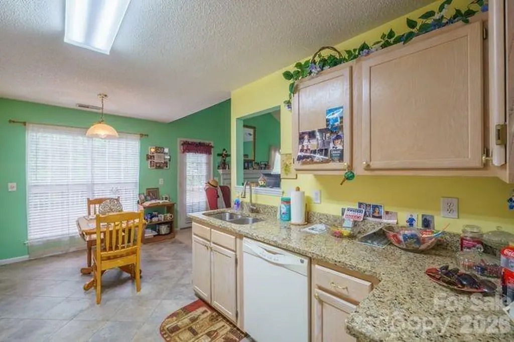 1236 Midlake Road Kannapolis NC 28083