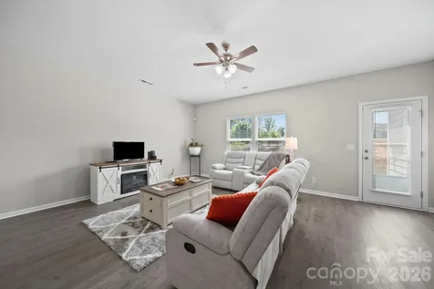 181 Old Harbor Drive Mount Gilead NC 27306