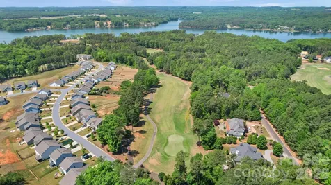 181 Old Harbor Drive Mount Gilead NC 27306