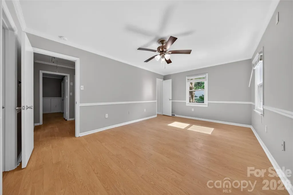 7942 Surreywood Place Charlotte NC 28270