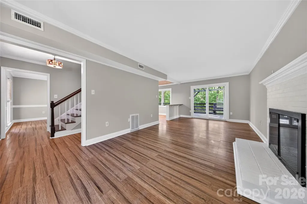 7942 Surreywood Place Charlotte NC 28270