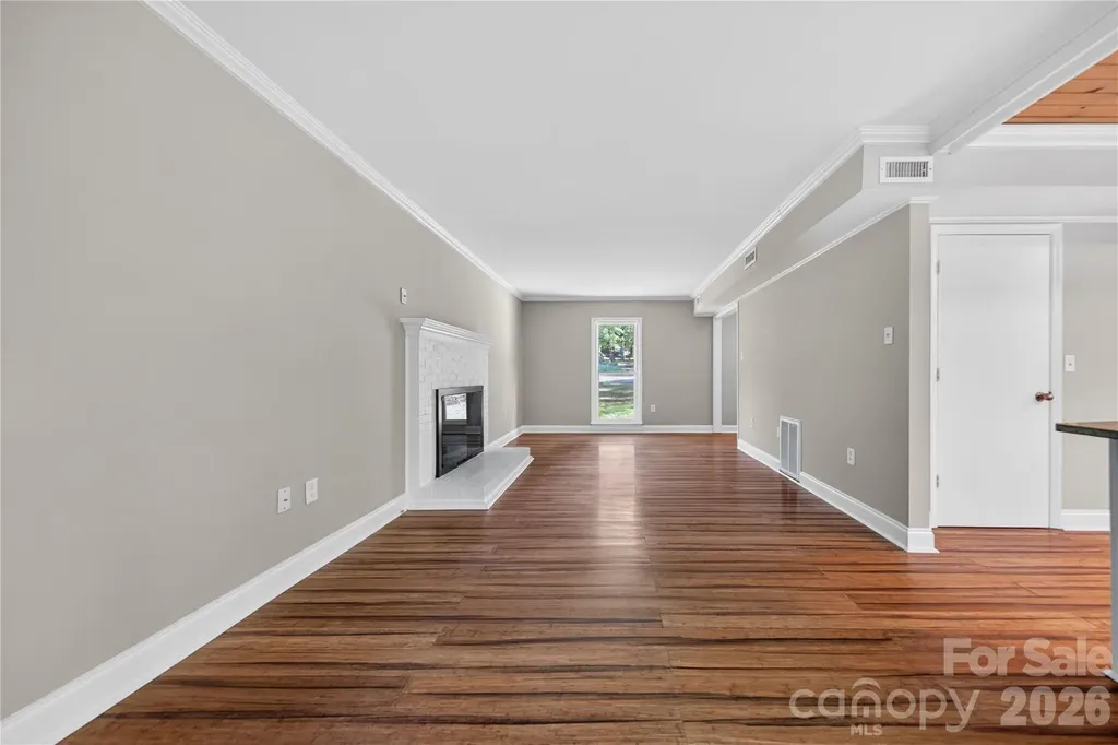 7942 Surreywood Place Charlotte NC 28270