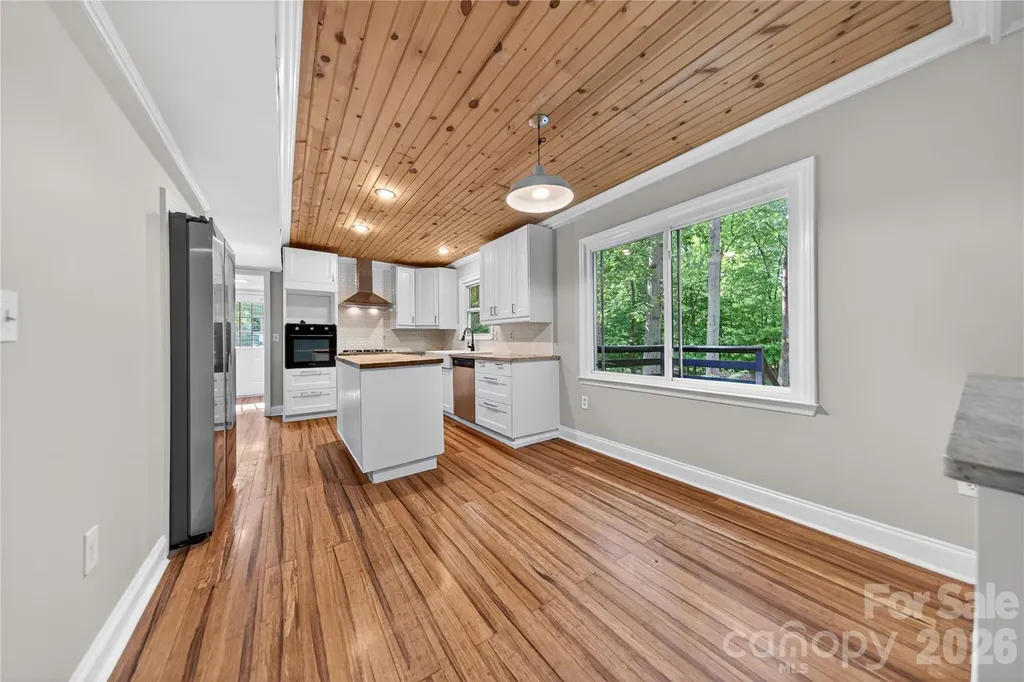 7942 Surreywood Place Charlotte NC 28270