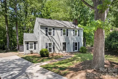 7942 Surreywood Place Charlotte NC 28270