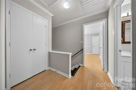 7942 Surreywood Place Charlotte NC 28270