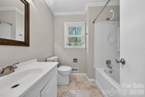 7942 Surreywood Place Charlotte NC 28270