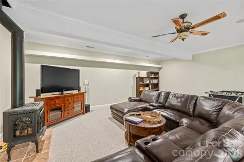 128 Churchill Downs Drive Fairview NC 28730
