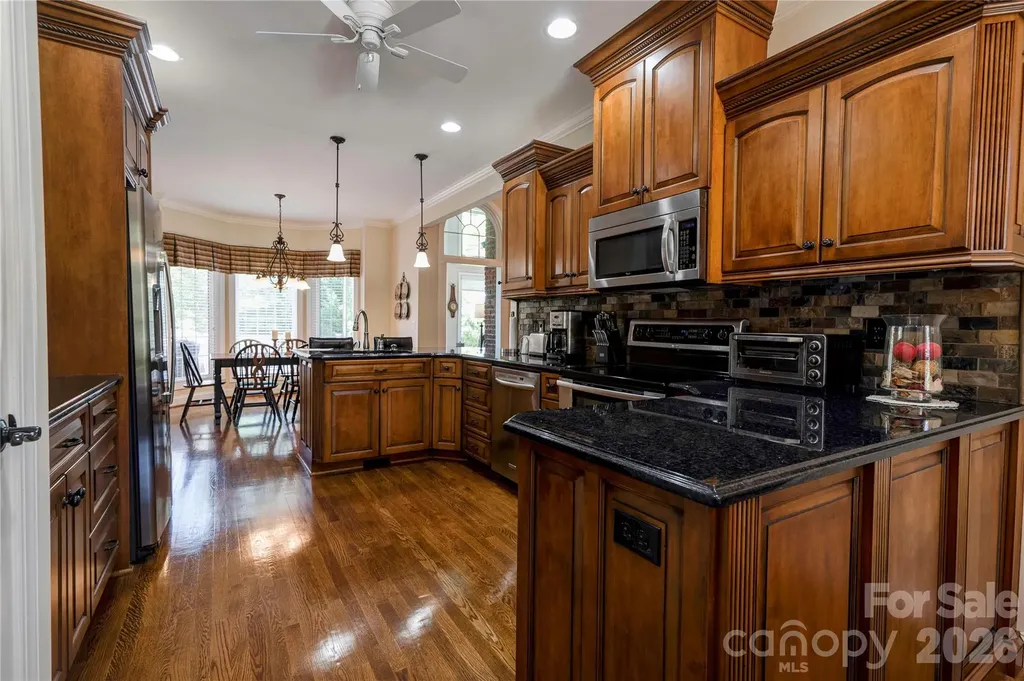 207 Cross Creek Drive Cherryville NC 28021