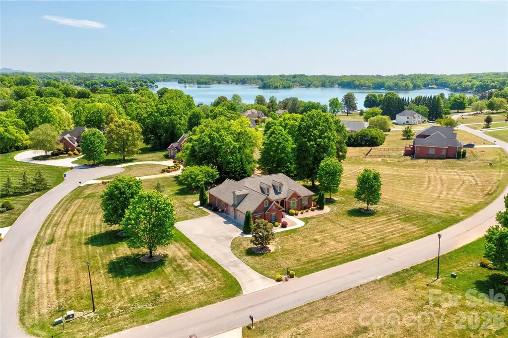 207 Cross Creek Drive Cherryville NC 28021