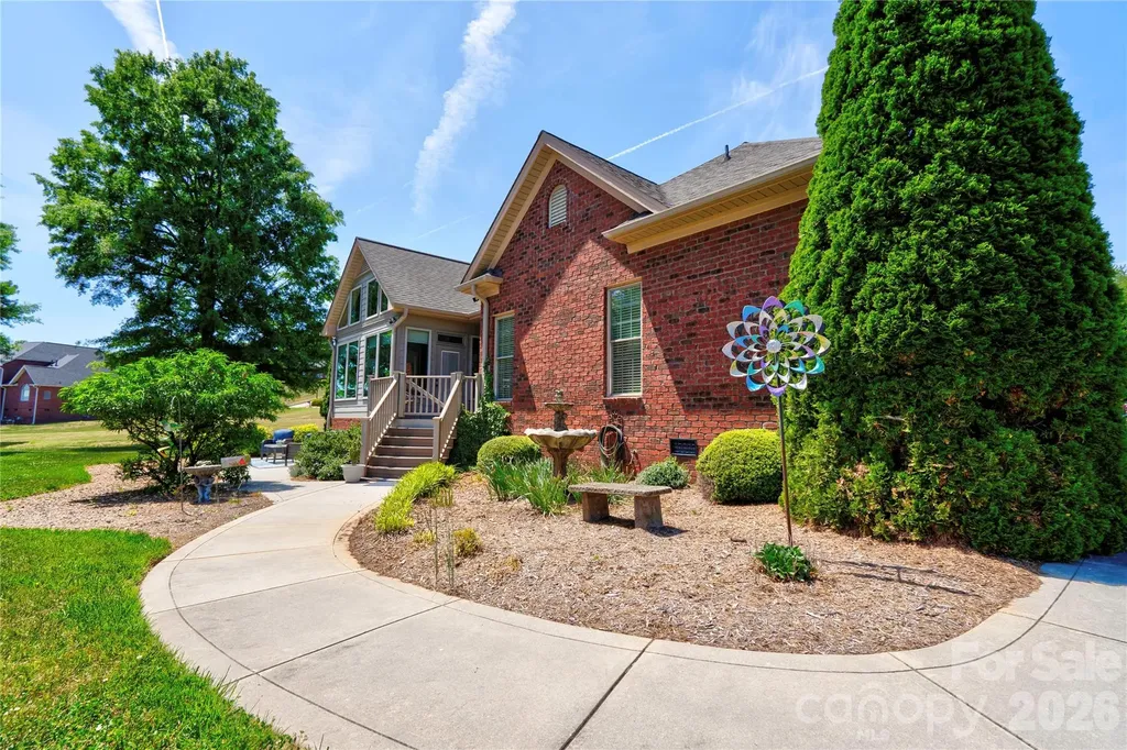 207 Cross Creek Drive Cherryville NC 28021