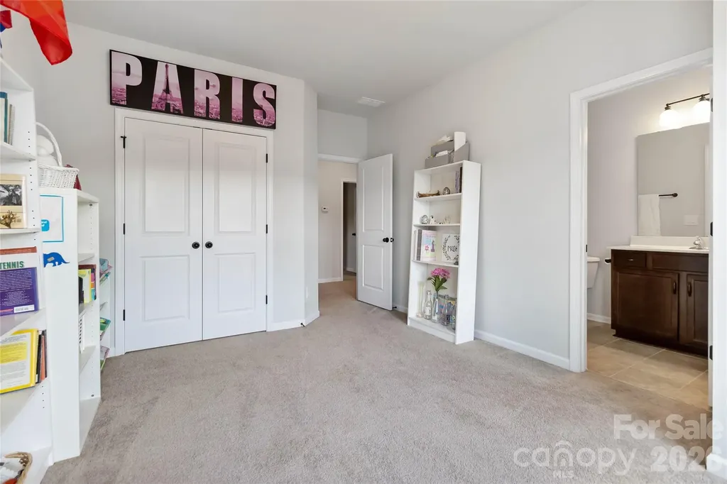1124 Greenbridge Drive Matthews NC 28105