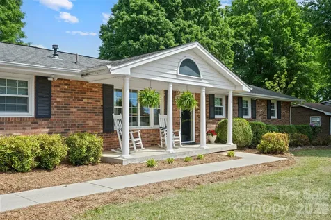 3328 Sulphur Springs Road NE Hickory NC 28601