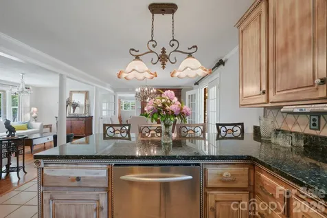 3328 Sulphur Springs Road NE Hickory NC 28601