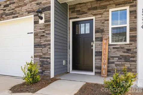 1334 37th Avenue Lane NE Hickory NC 28601