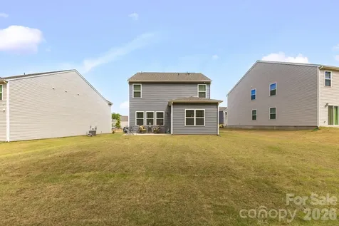 1334 37th Avenue Lane NE Hickory NC 28601