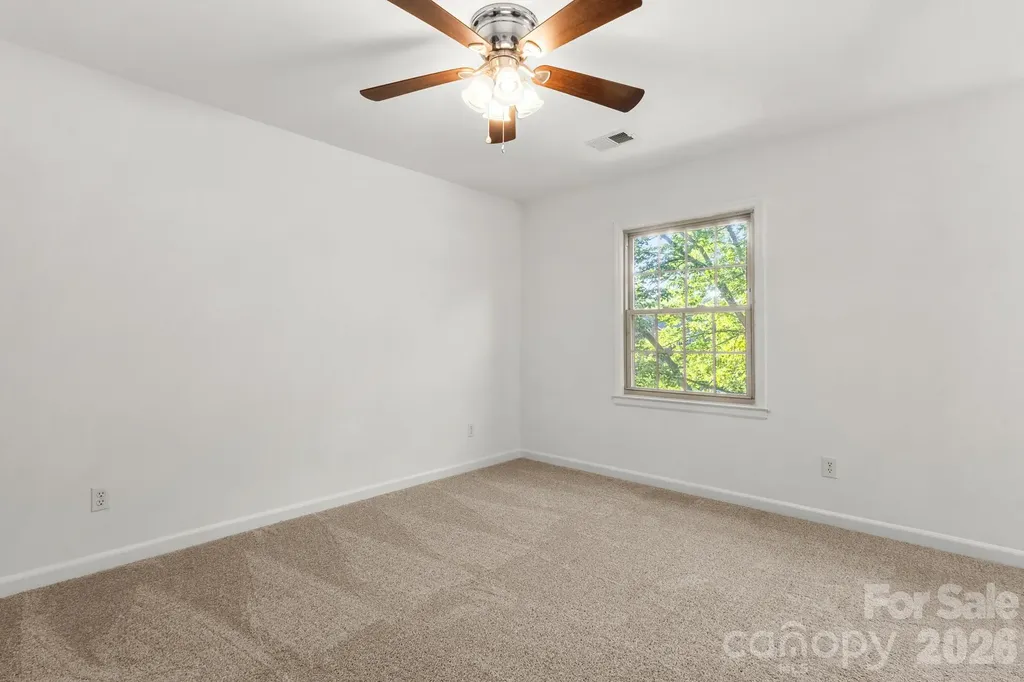 6748 Constitution Lane Charlotte NC 28210