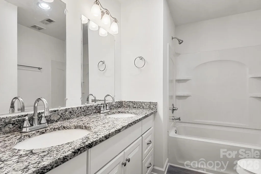 6748 Constitution Lane Charlotte NC 28210