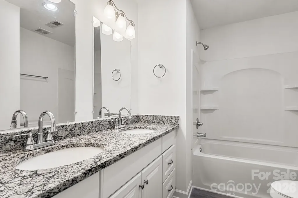 6748 Constitution Lane Charlotte NC 28210