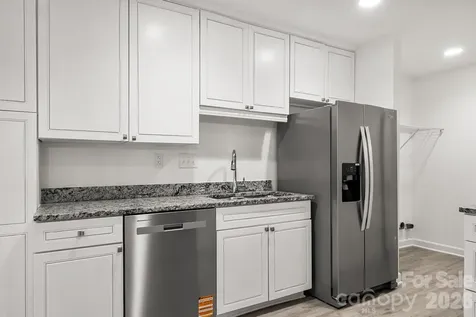 6748 Constitution Lane Charlotte NC 28210