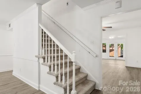 6748 Constitution Lane Charlotte NC 28210
