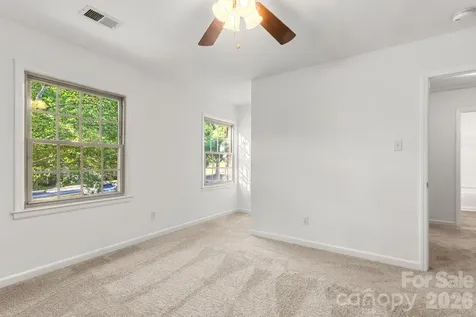 6748 Constitution Lane Charlotte NC 28210