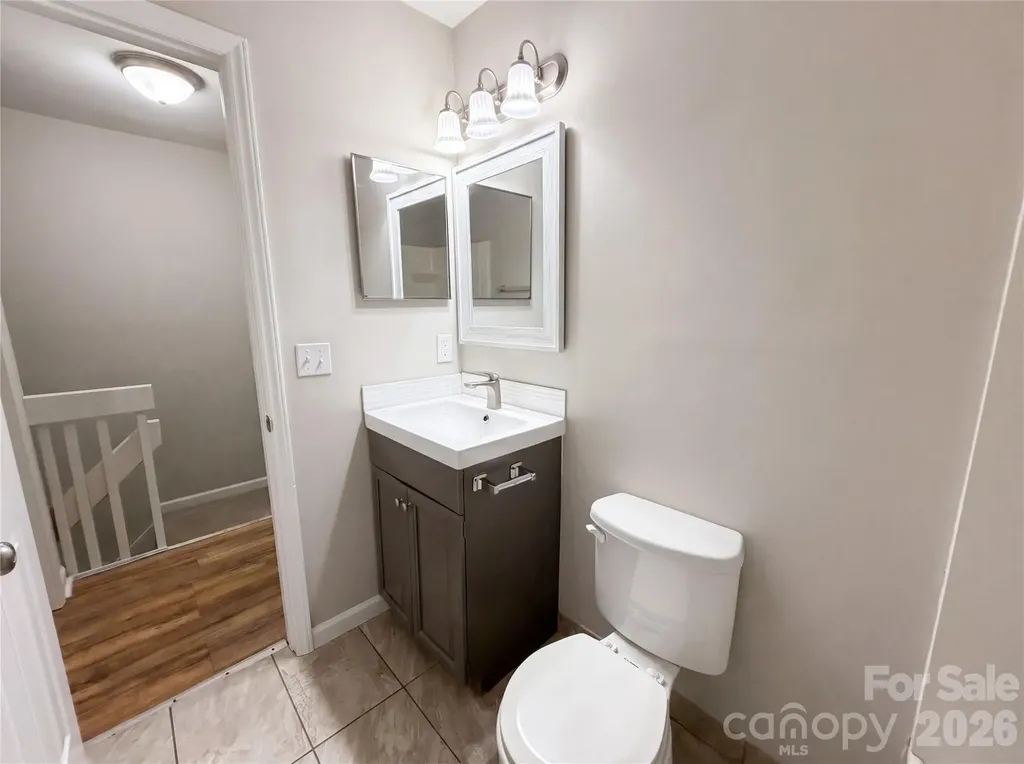 4037 Briarhill Drive Charlotte NC 28215