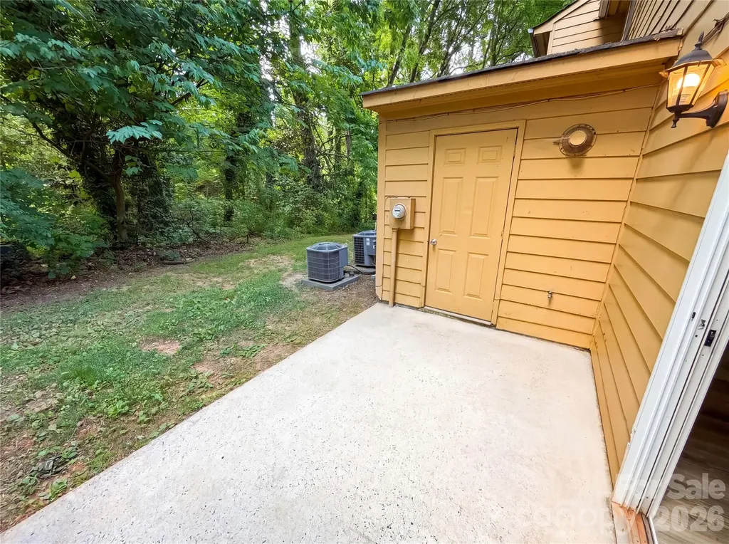 4037 Briarhill Drive Charlotte NC 28215