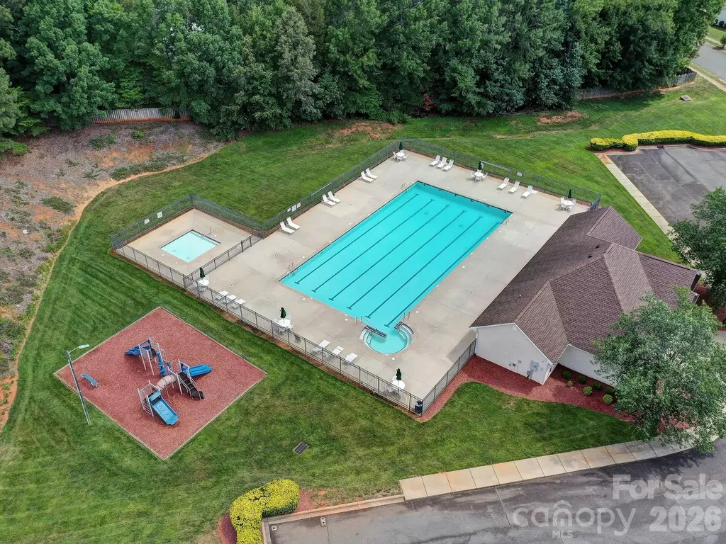8110 Slickrock Circle Charlotte NC 28215